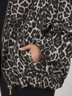 Discount Le Marais Bomber Oscar Leopard