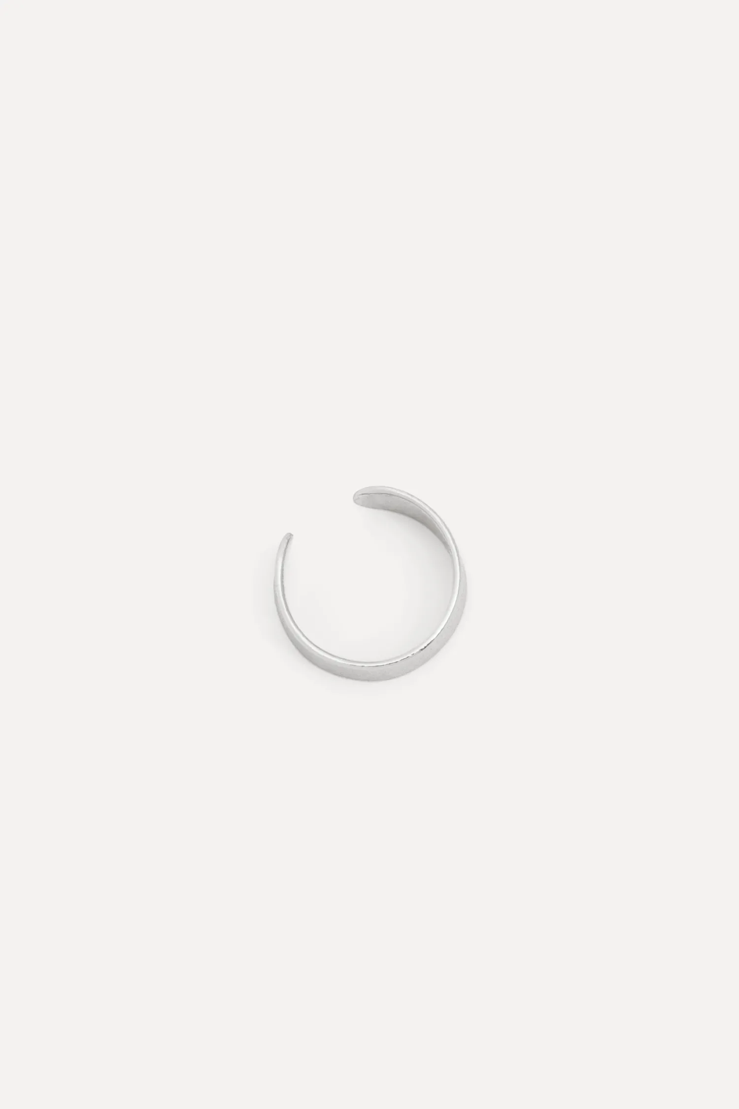 Flash Sale Les Soeurs Ear Cuff June Silver