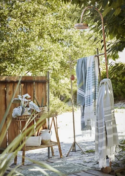 Sale Madam Stoltz Gewatteerde Velvet Toilettas Ecru