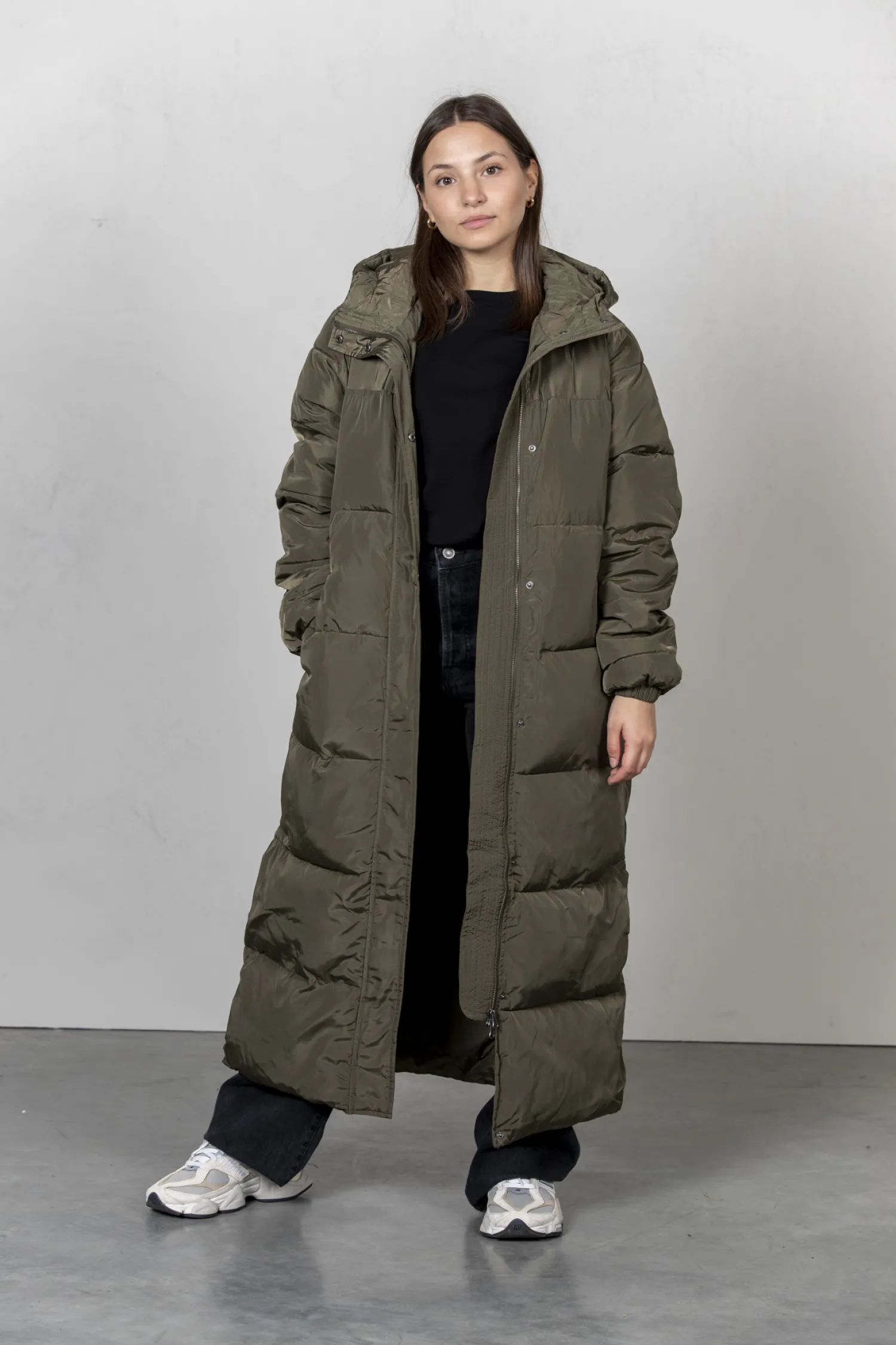 Store Les Soeurs Longline Gewatteerde Jas Colin Khaki