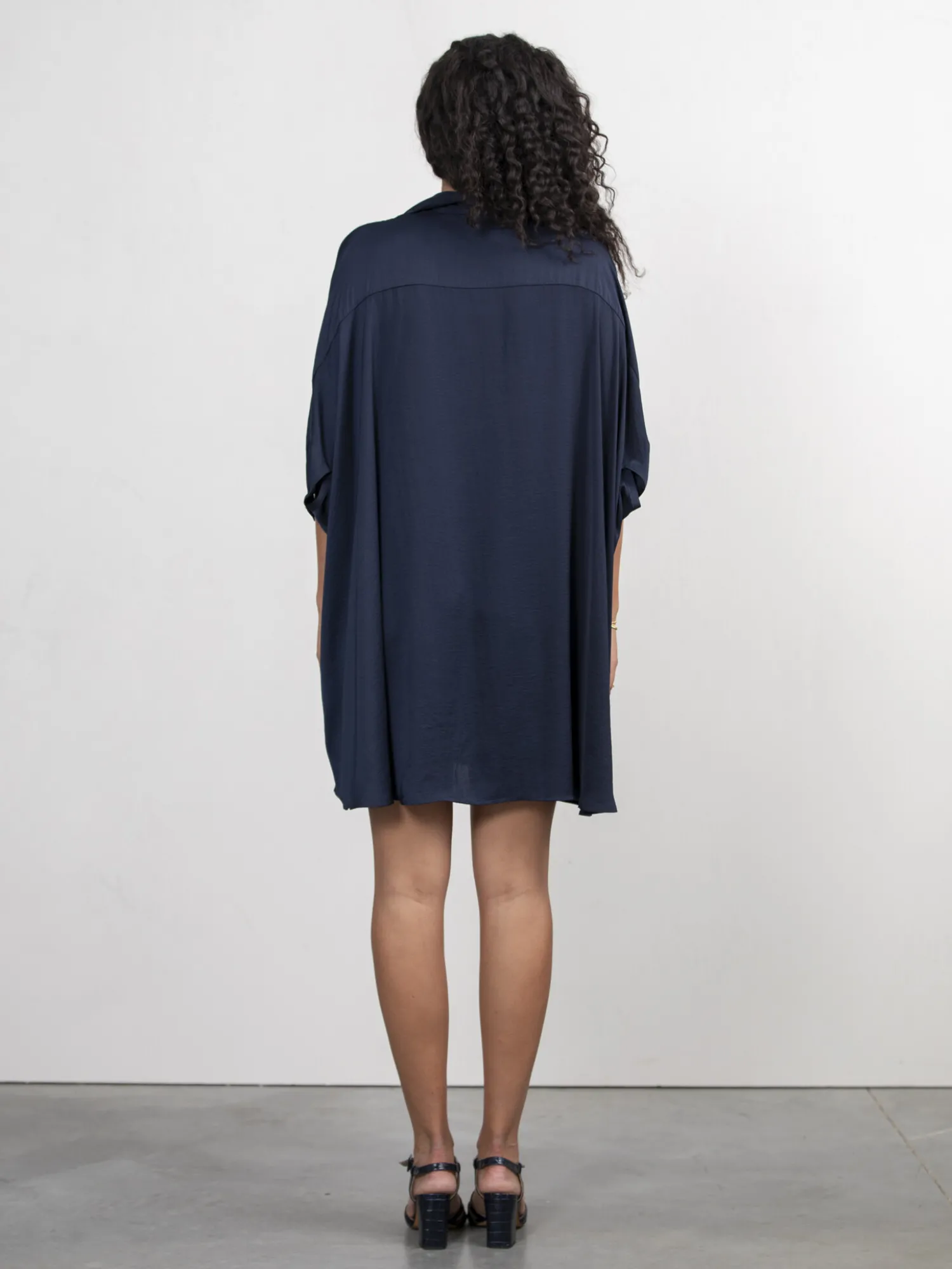 Shop Les Soeurs Satijn Blousejurk Mason Dark Blue